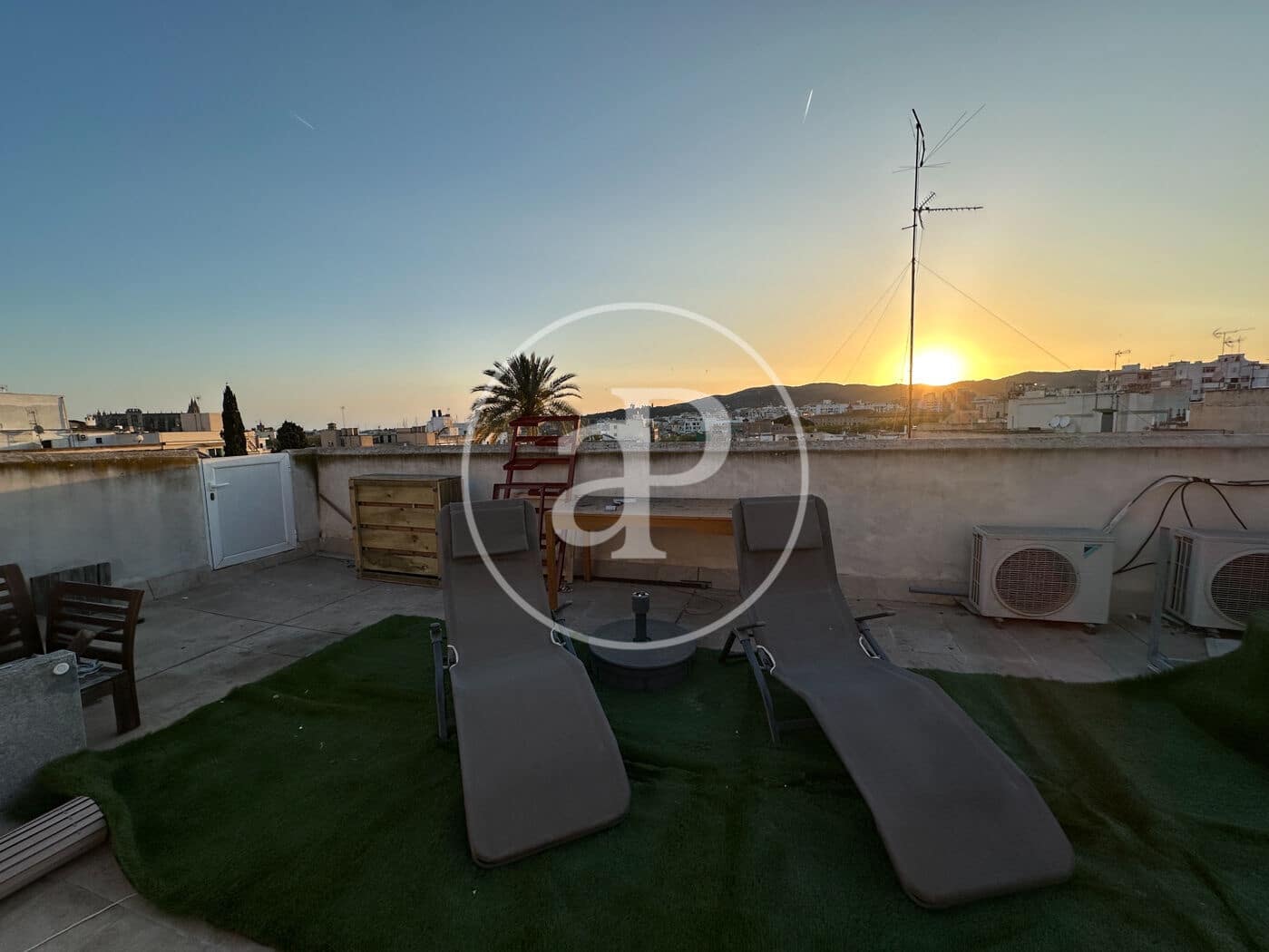 3 bedroom Apartment for sale in Palma de Mallorca - € 985,000 (Ref: 9069081)