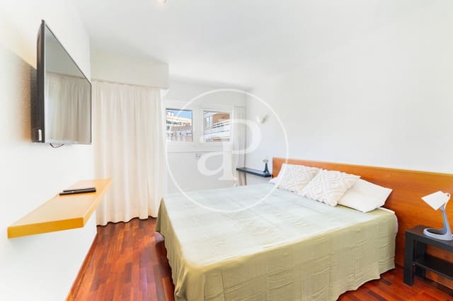 Appartement de 4 chambres à louer à Santa Catalina, Palma de Mallorca - 2 200 € (Ref: 9091864)