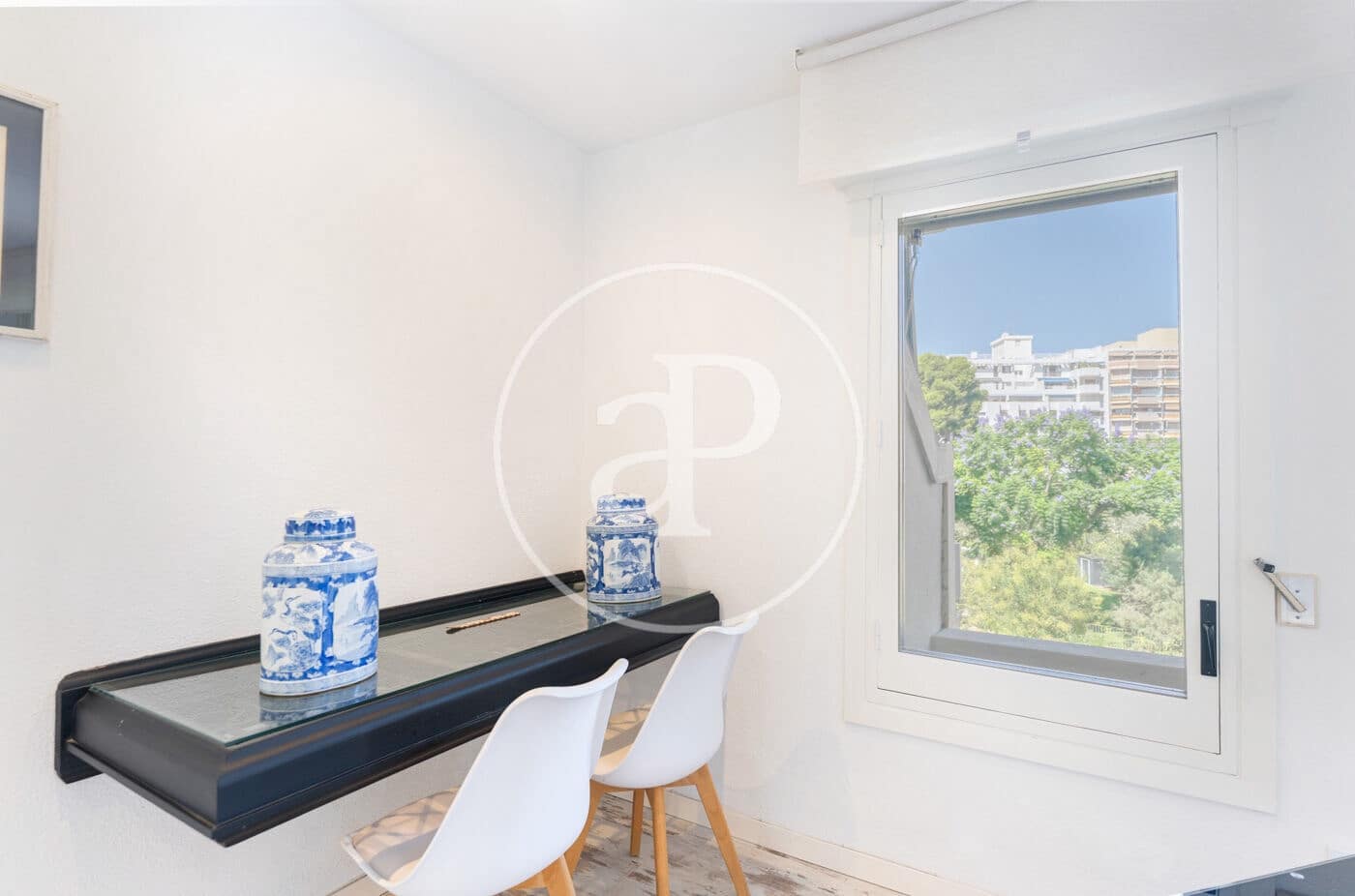 4 slaapkamer Appartement te huur in Palma de Mallorca - € 2.200 (Ref: 9091864)