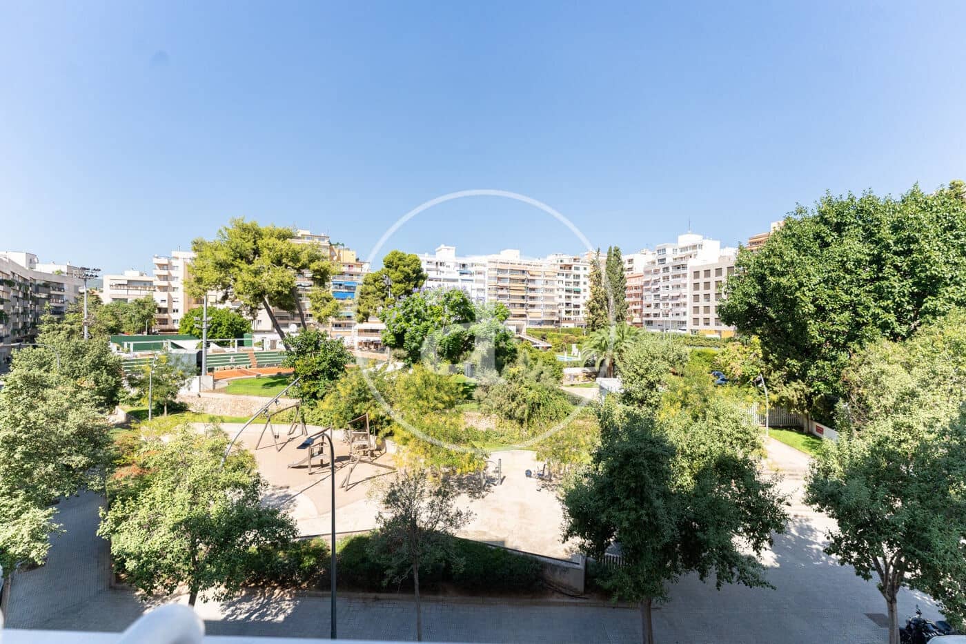 4 slaapkamer Appartement te huur in Palma de Mallorca - € 2.200 (Ref: 9091864)