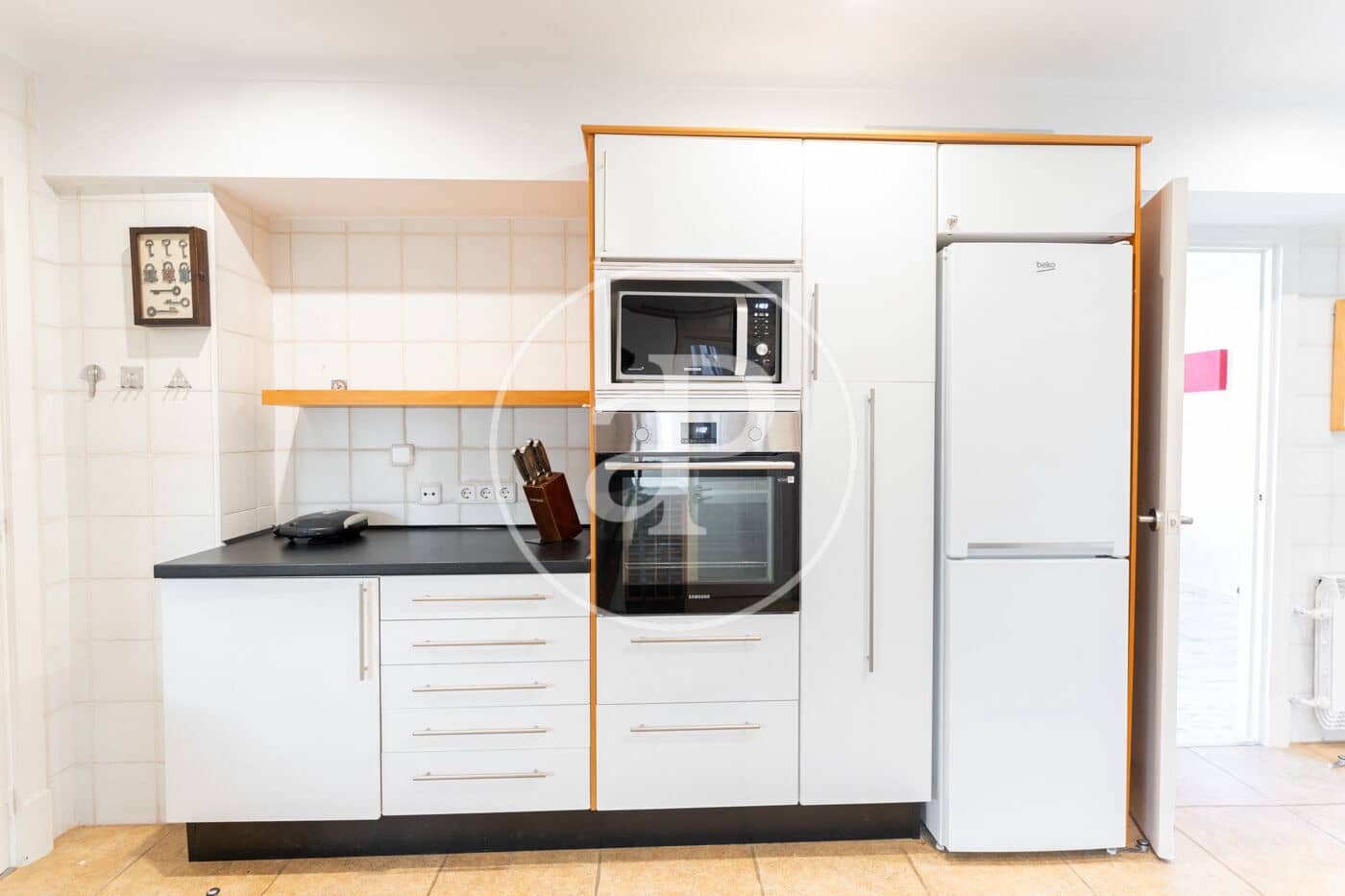 4 slaapkamer Appartement te huur in Palma de Mallorca - € 2.200 (Ref: 9091864)