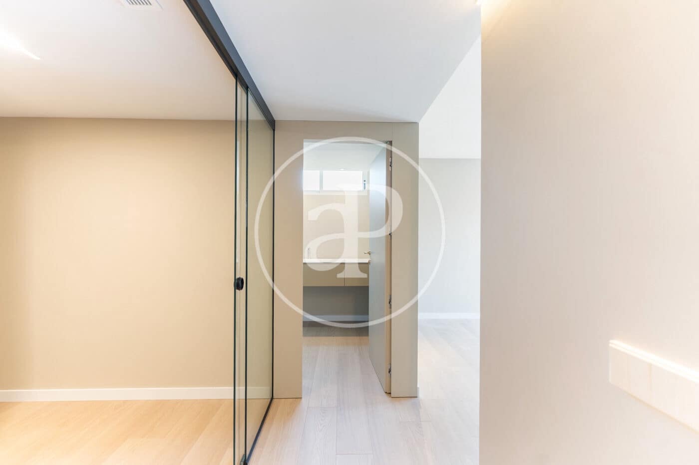 Appartement de 3 chambres à louer à Palma de Mallorca avec garage - 3 500 € (Ref: 9091864)