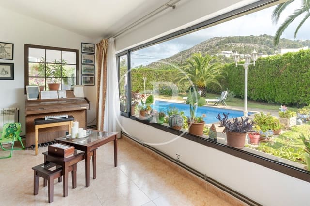 4 sypialnia Willa na sprzedaż w Palmanyola, Bunyola z basenem - 890 000 € (Ref: 9110588)