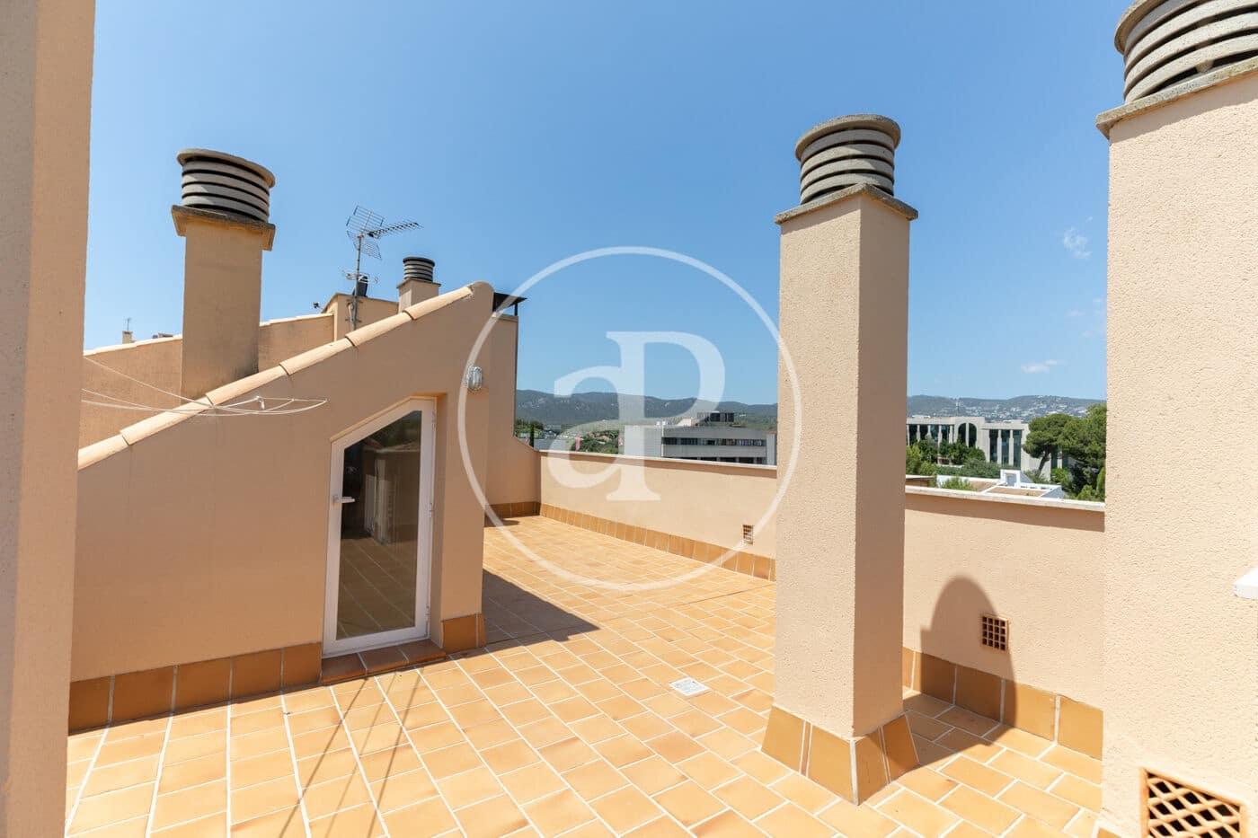 3 bedroom Apartment for rent in Palma de Mallorca - € 2,000 (Ref: 9118973)