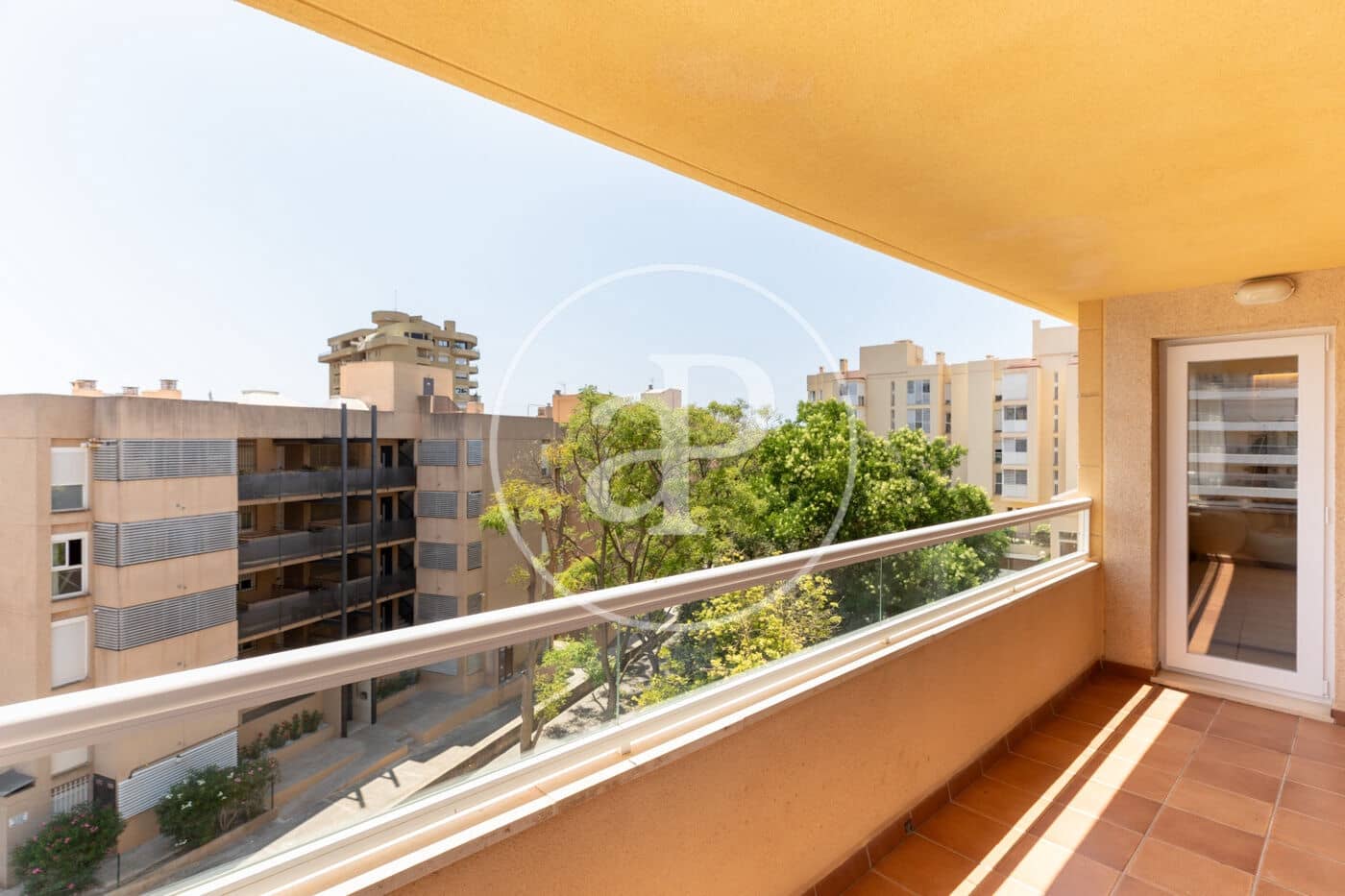 3 bedroom Apartment for rent in Palma de Mallorca - € 2,000 (Ref: 9118973)