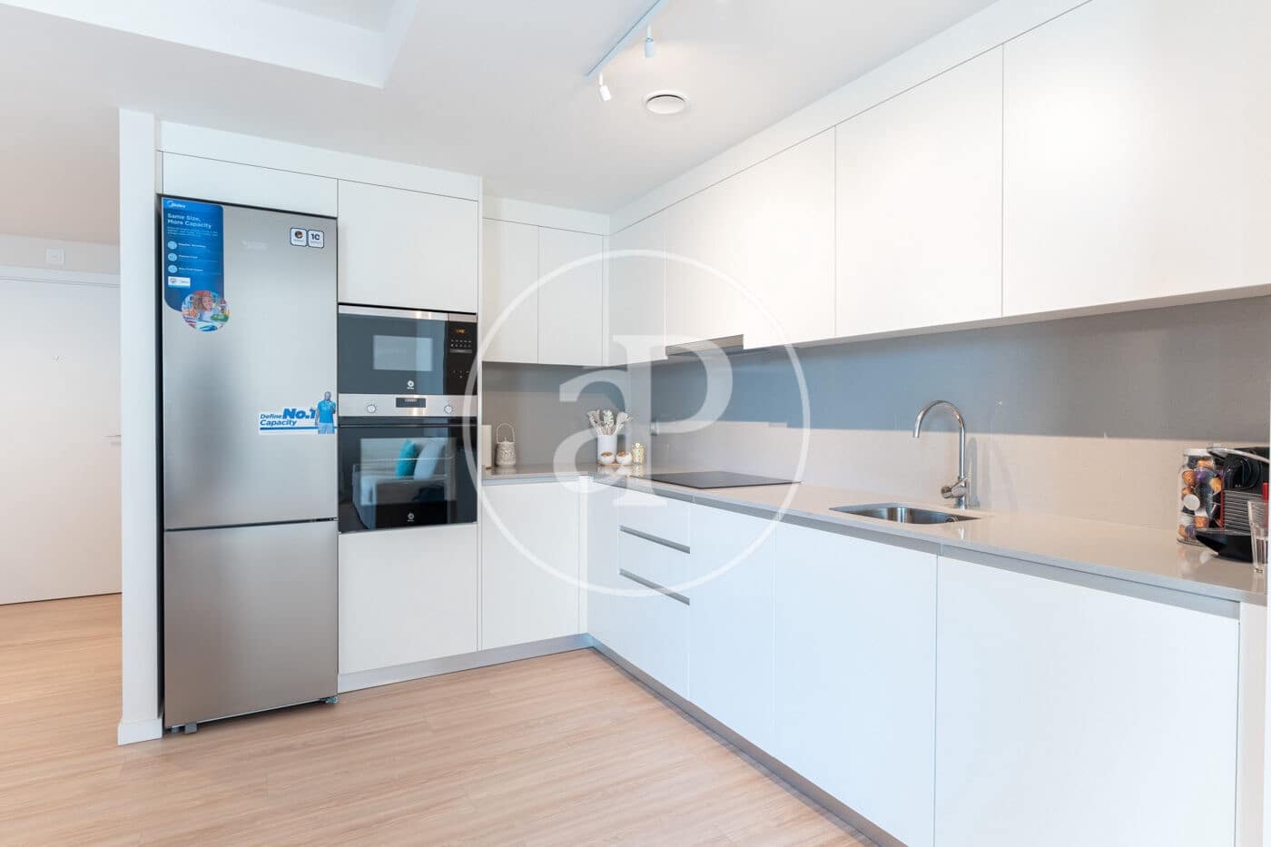2 makuuhuone Huoneisto vuokrattavana paikassa Palma de Mallorca mukana uima-altaan 
autotalli - 2 400 € (Ref: 9125370)