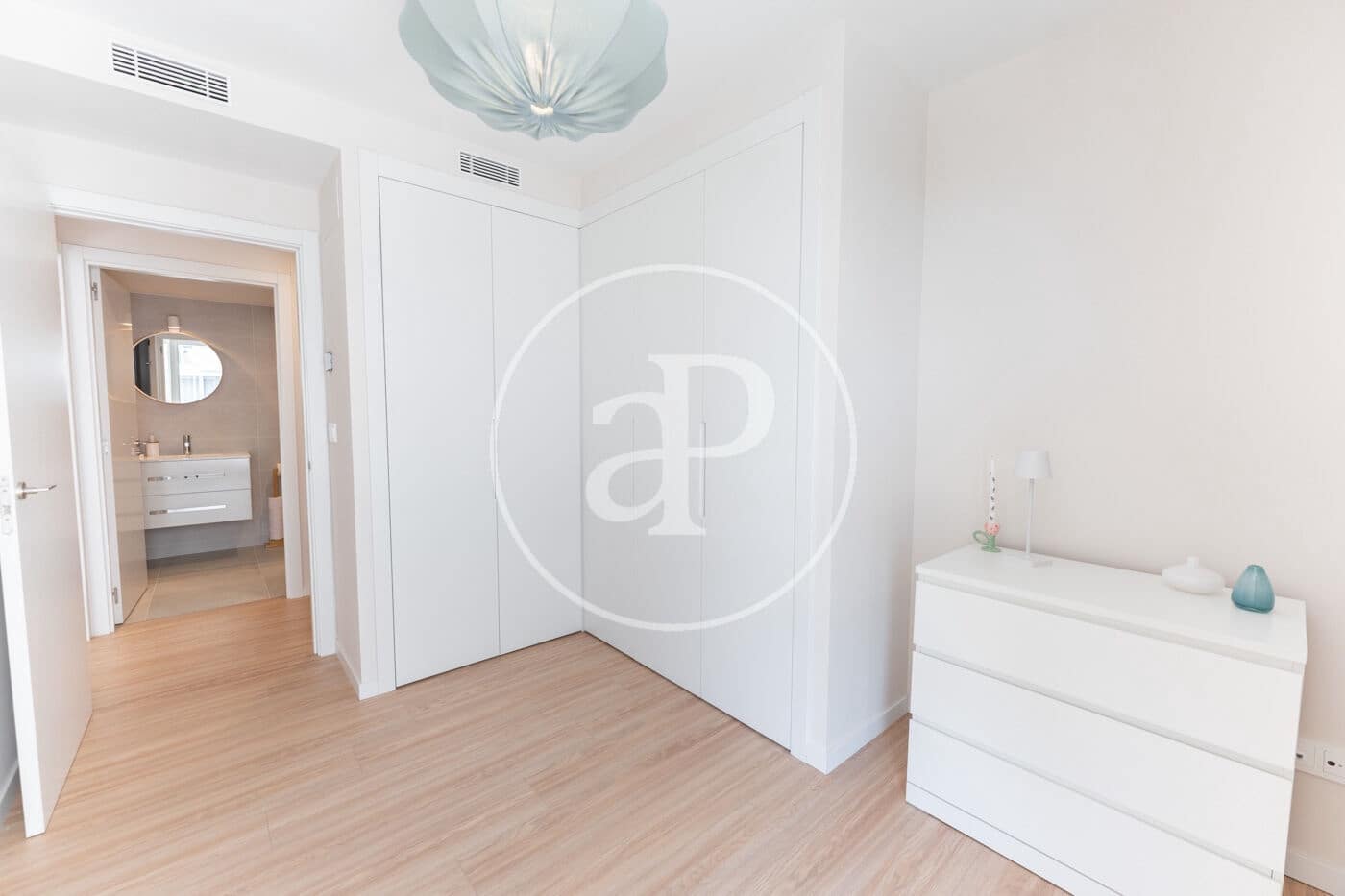 2 makuuhuone Huoneisto vuokrattavana paikassa Palma de Mallorca mukana uima-altaan 
autotalli - 2 400 € (Ref: 9125370)
