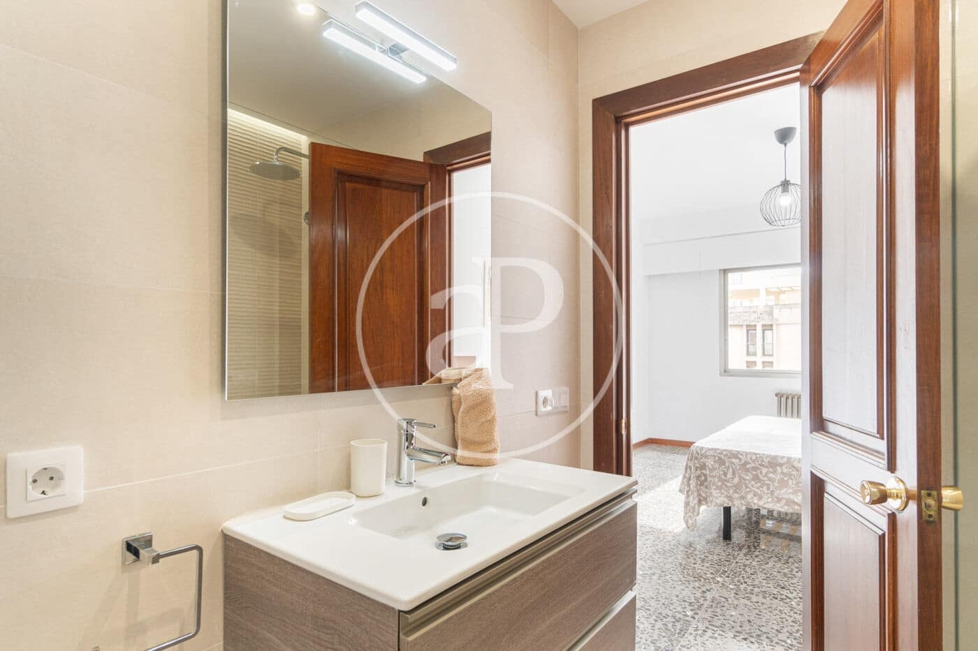 Appartement de 3 chambres à louer à Palma de Mallorca - 2 000 € (Ref: 9129972)