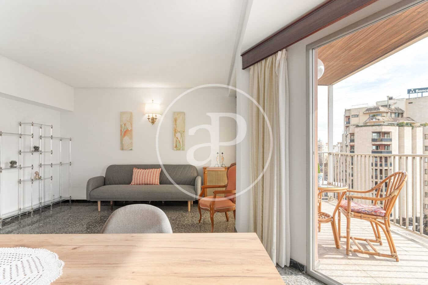 Appartement de 3 chambres à louer à Palma de Mallorca - 2 000 € (Ref: 9129972)