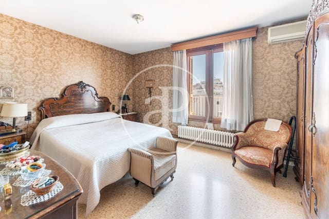 6 soverom Penthouse til salgs i El Mercat, Palma de Mallorca - € 1 300 000 (Ref: 9134673)