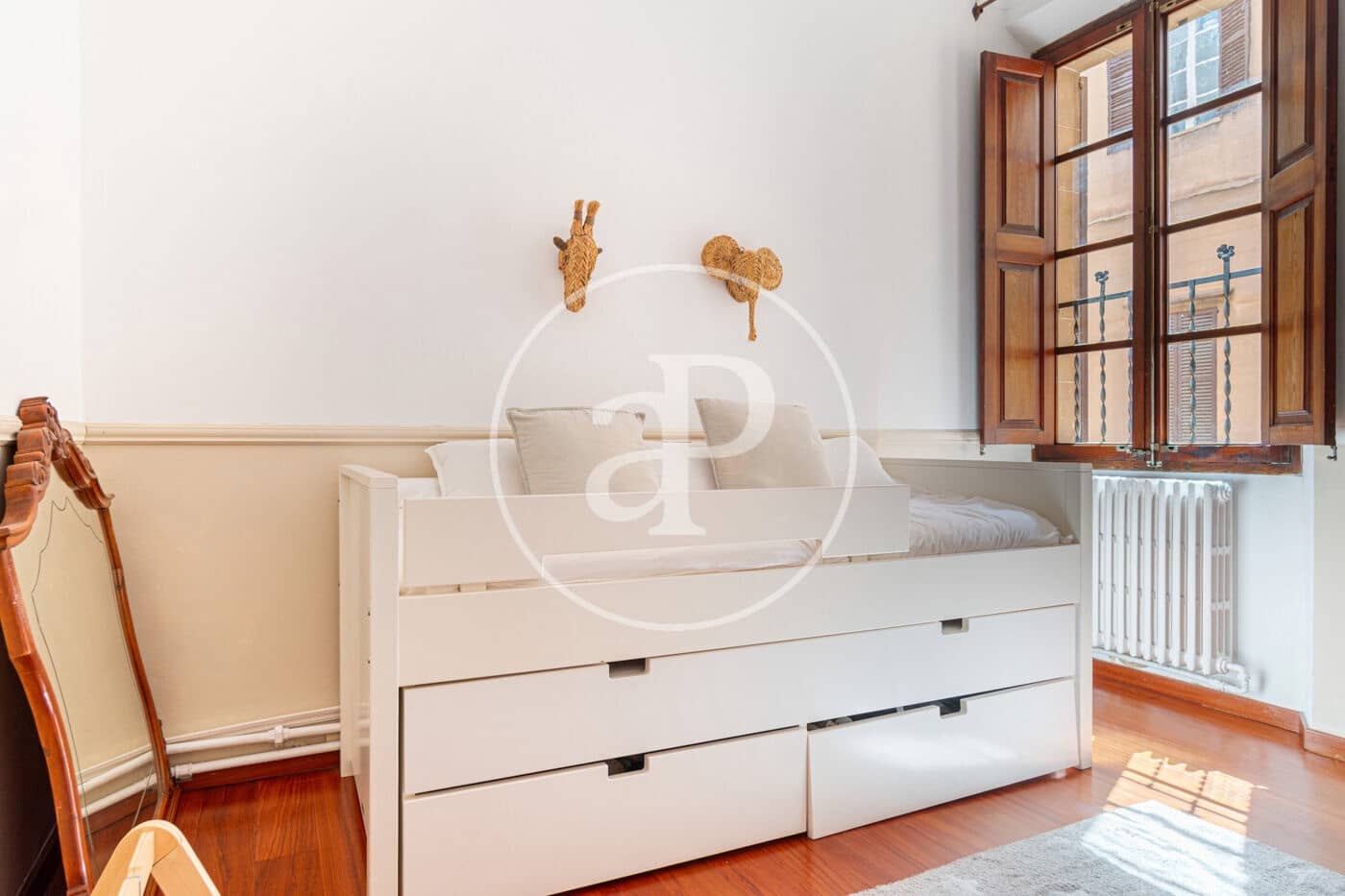 6 bedroom Apartment for rent in Palma de Mallorca with garage - € 3,800 (Ref: 9142863)