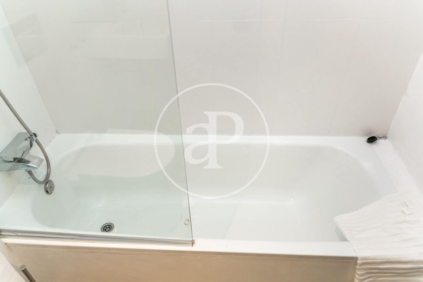 Apartamento de 2 habitaciones en Palma de Mallorca en alquiler - 1.950 € (Ref: 9183882)