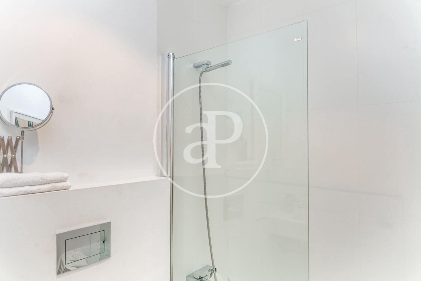 Apartamento de 2 habitaciones en Palma de Mallorca en alquiler - 1.950 € (Ref: 9183882)