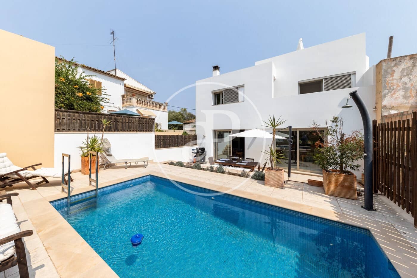 3 soveværelse Villa til salg i Genova med swimmingpool - € 1.395.000 (Ref: 9192570)