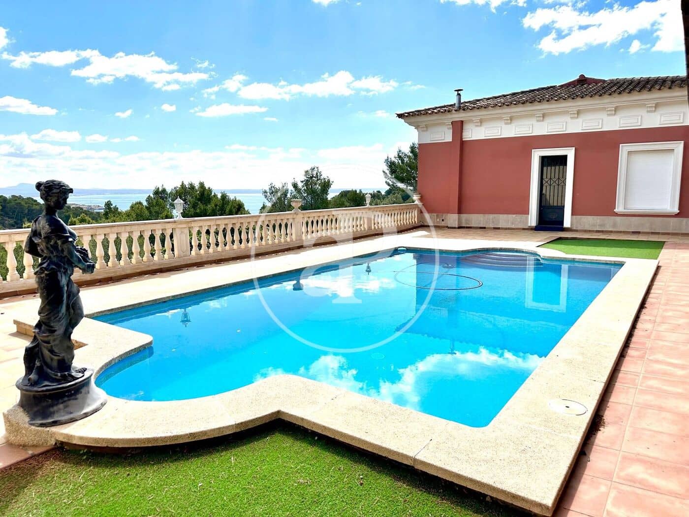5 bedroom Villa for rent in Calvia with pool - € 8,500 (Ref: 9192571)