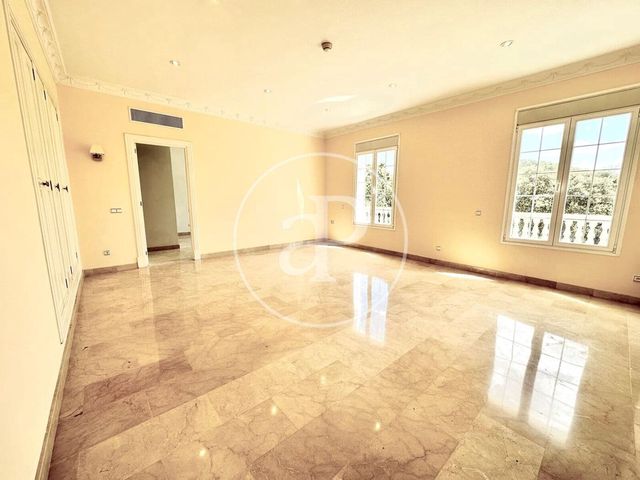 Chalet de 5 habitaciones en Cas Catala, Calvià en alquiler con piscina garaje - 7.600 € (Ref: 9192571)