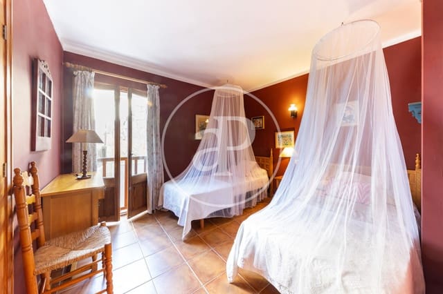 3 slaapkamer Appartement te huur in Alcúdia - € 2.000 (Ref: 9206817)