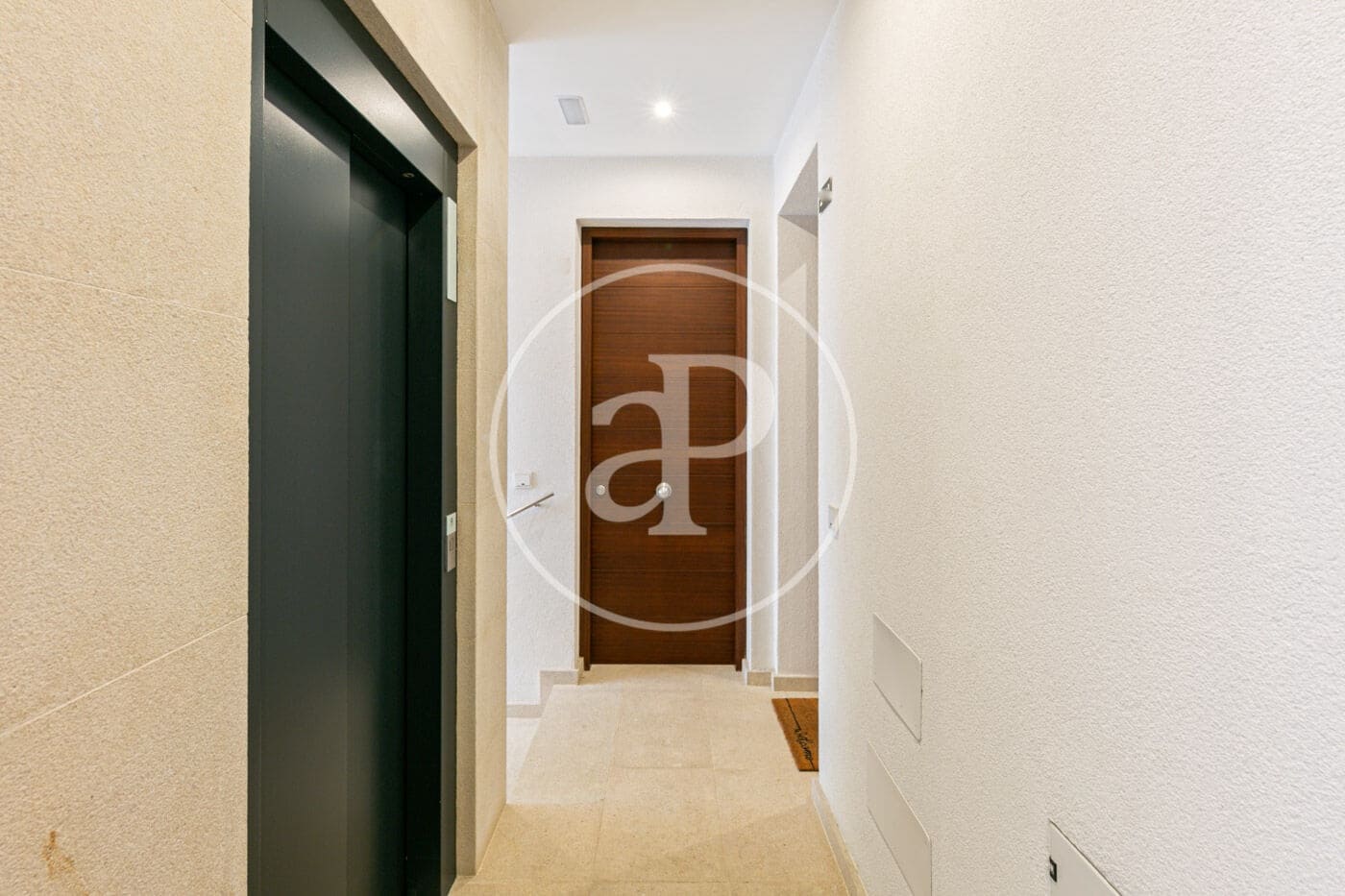 1 sovrum Lägenhet att hyra i Palma de Mallorca med garage - 1 800 € (Ref: 9232917)