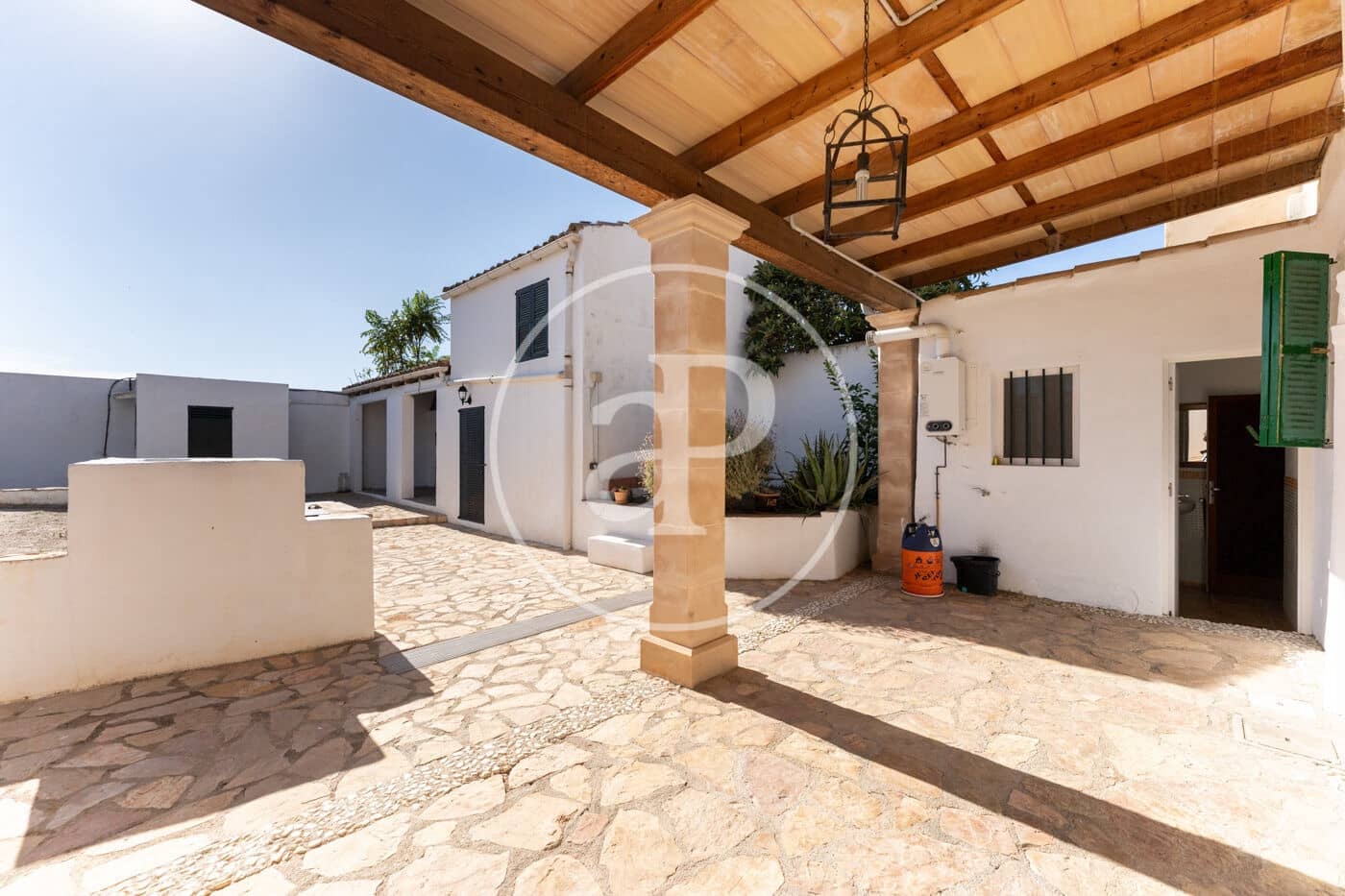 5 soveværelse Villa til salg i Sant Joan - € 495.000 (Ref: 9240426)