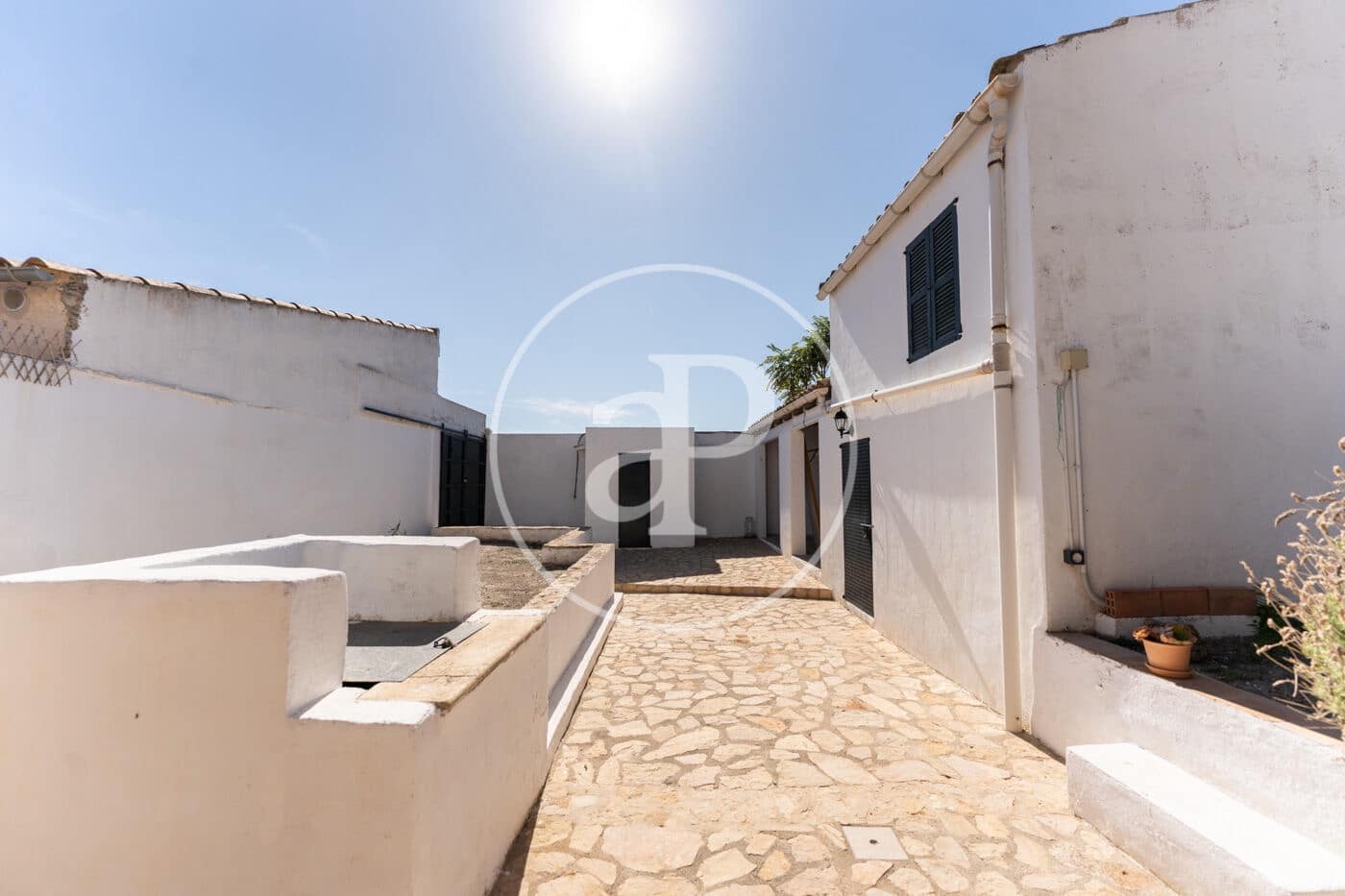 5 soveværelse Villa til salg i Sant Joan - € 495.000 (Ref: 9240426)