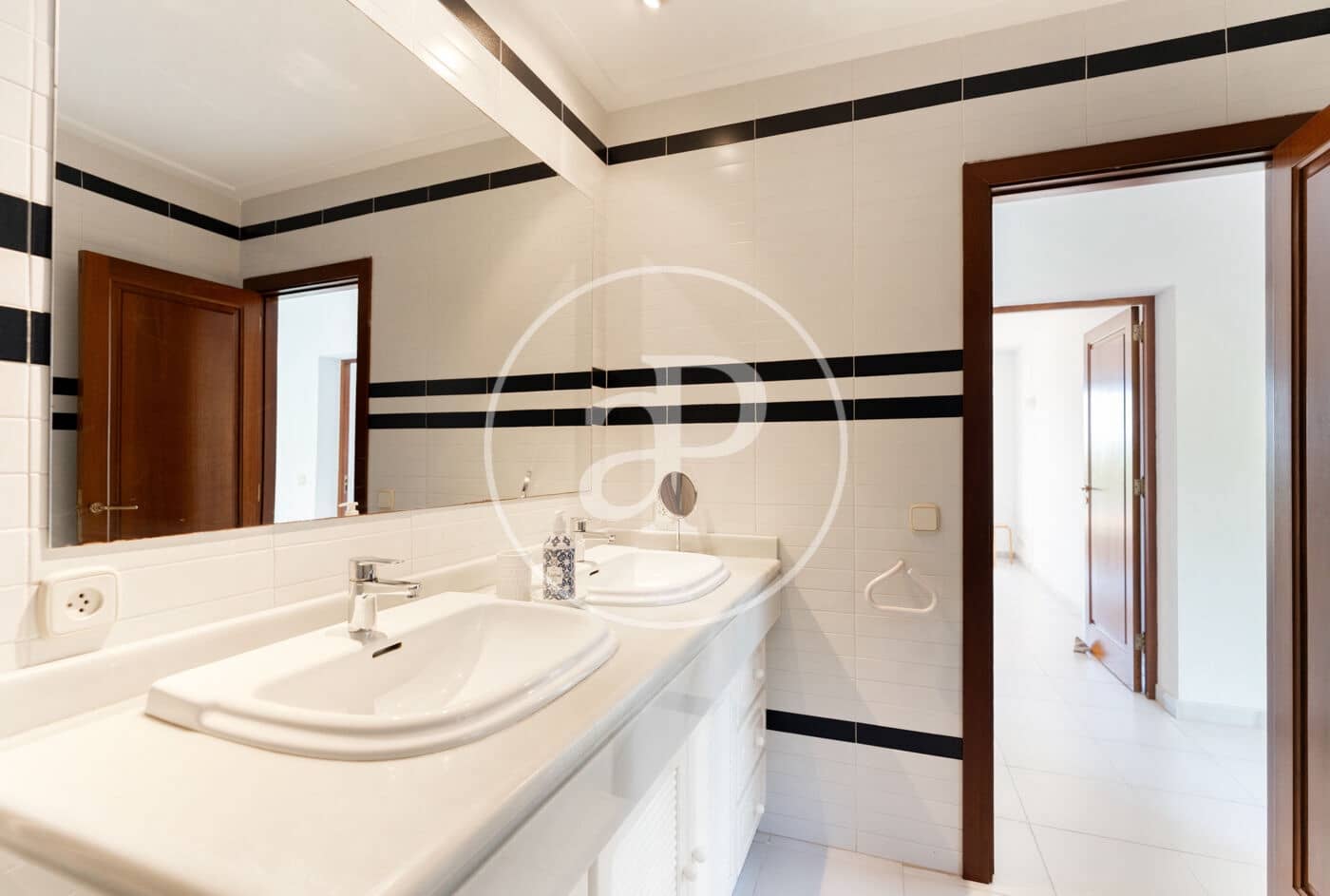 4 soverom Villa til salgs i Cala Millor med svømmebasseng - € 2 950 000 (Ref: 9264545)