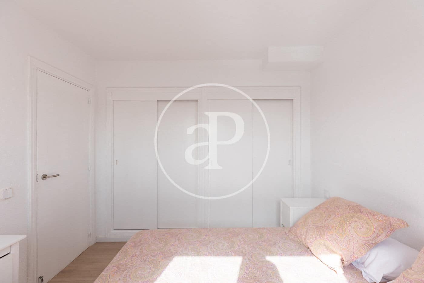 2 slaapkamer Appartement te huur in San Agustin / Sant Agusti met zwembad - € 1.950 (Ref: 9301059)