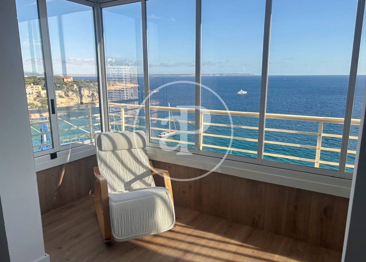 2 slaapkamer Appartement te huur in San Agustin / Sant Agusti met zwembad - € 1.950 (Ref: 9301059)