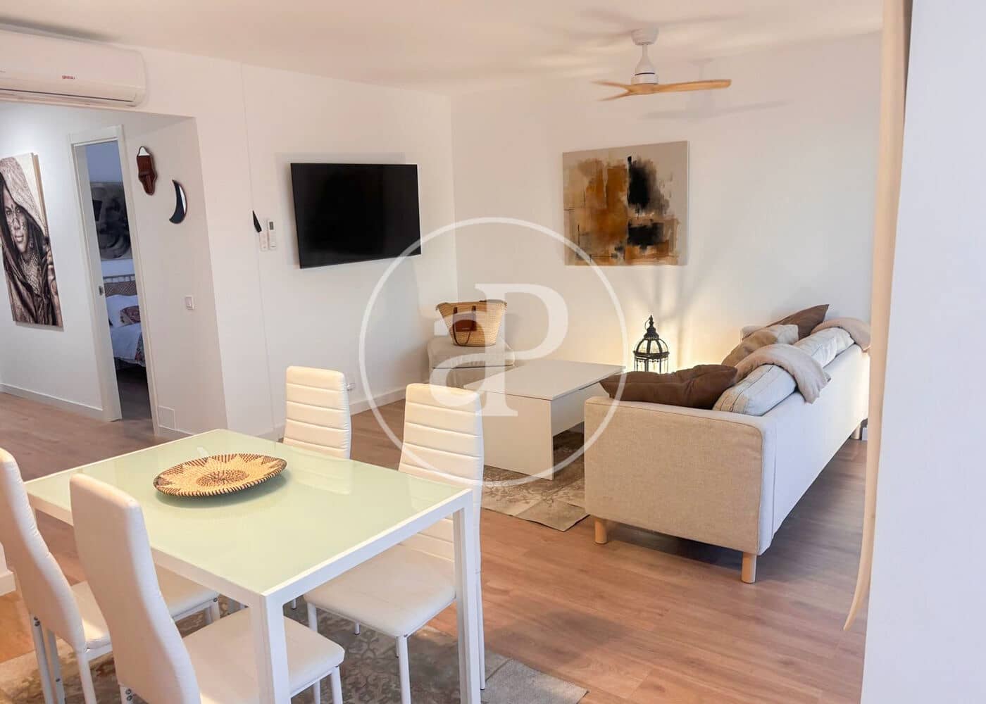 2 slaapkamer Appartement te huur in San Agustin / Sant Agusti met zwembad - € 1.950 (Ref: 9301059)