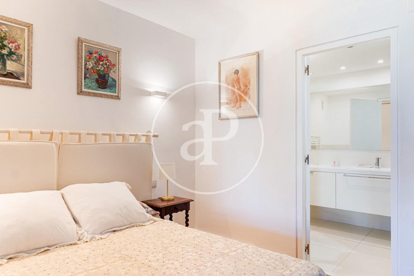 3 slaapkamer Appartement te huur in Palma de Mallorca met garage - € 3.200 (Ref: 9303548)