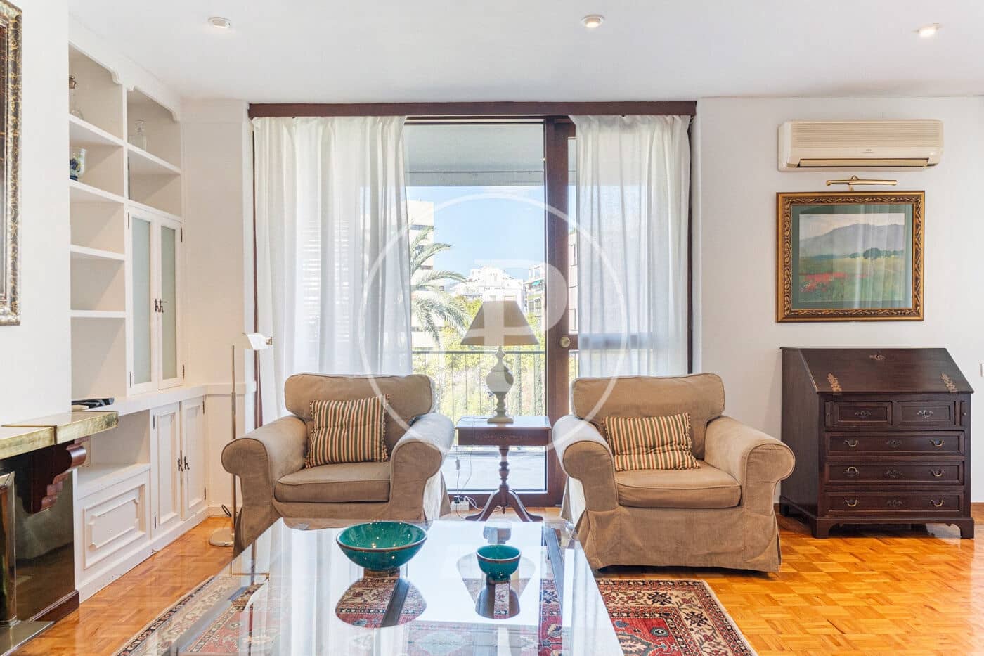 3 slaapkamer Appartement te huur in Palma de Mallorca met garage - € 3.200 (Ref: 9303548)