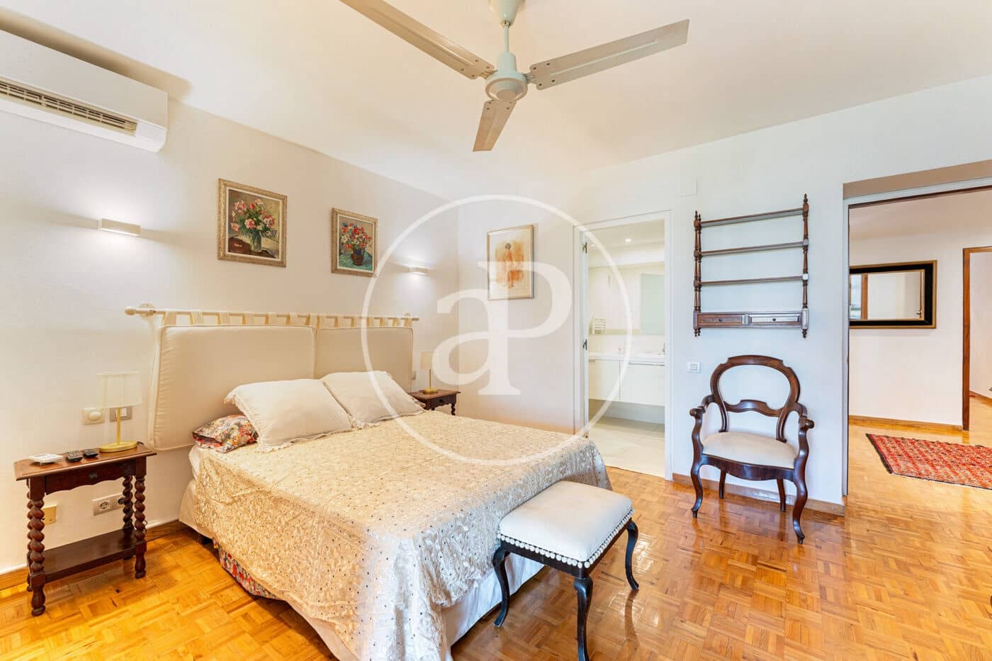 3 slaapkamer Appartement te huur in Palma de Mallorca met garage - € 3.200 (Ref: 9303548)