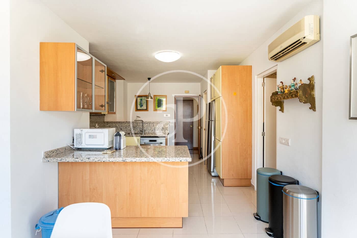 3 slaapkamer Appartement te huur in Palma de Mallorca met garage - € 3.200 (Ref: 9303548)