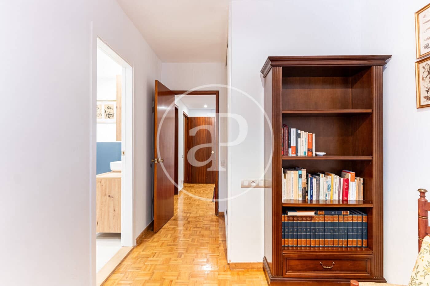 3 slaapkamer Appartement te huur in Palma de Mallorca met garage - € 3.200 (Ref: 9303548)