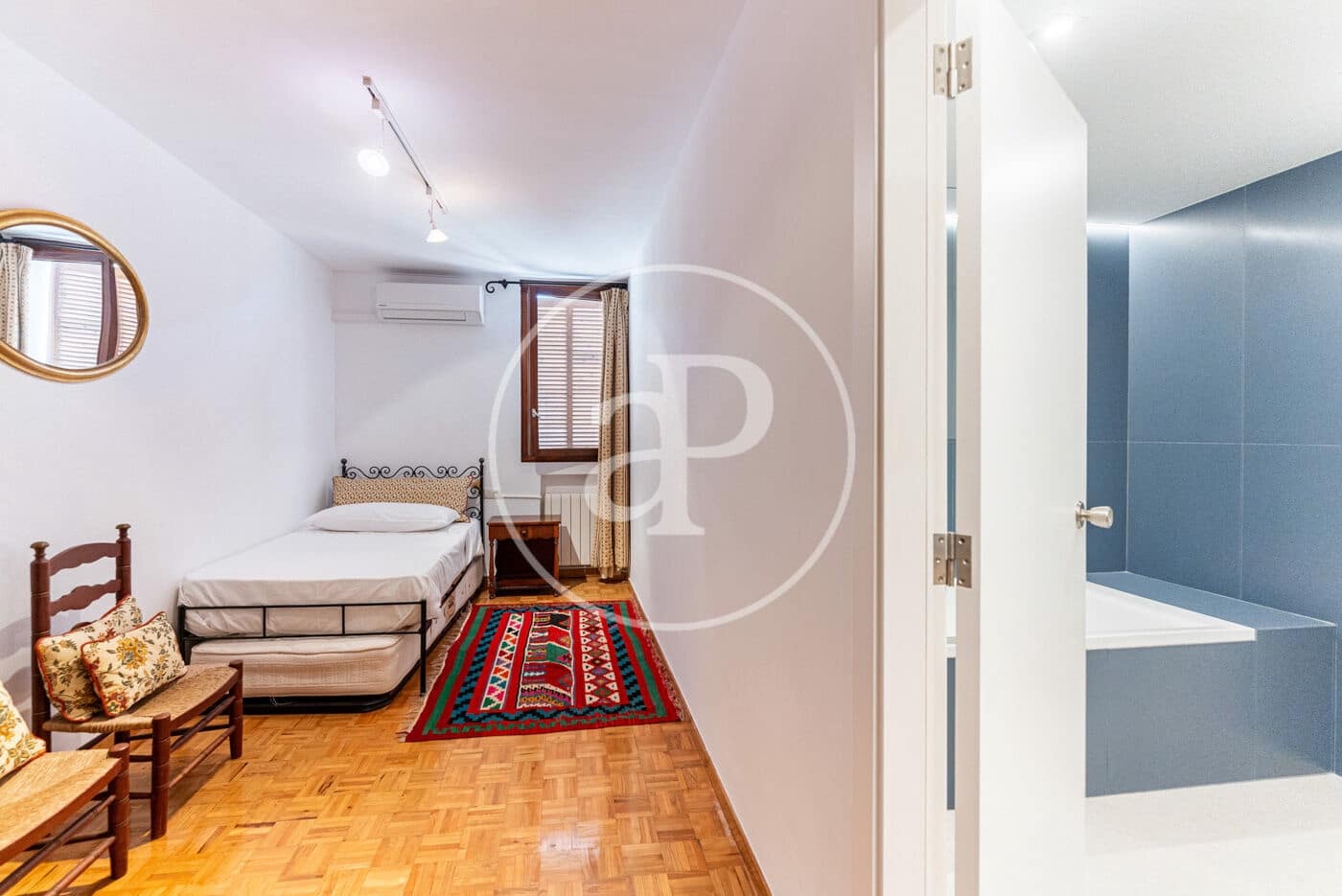 3 slaapkamer Appartement te huur in Palma de Mallorca met garage - € 3.200 (Ref: 9303548)