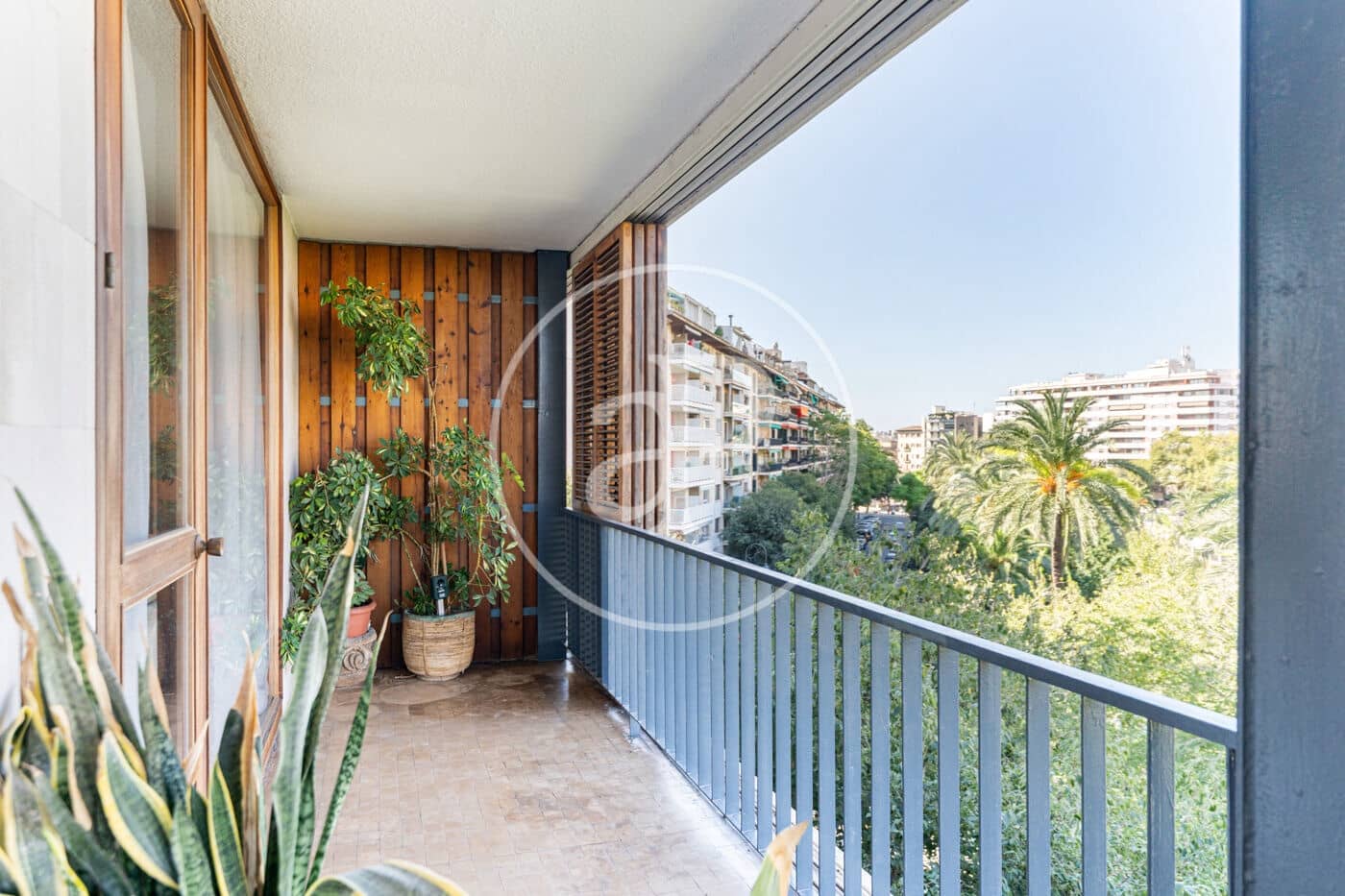 3 slaapkamer Appartement te huur in Palma de Mallorca met garage - € 3.200 (Ref: 9303548)