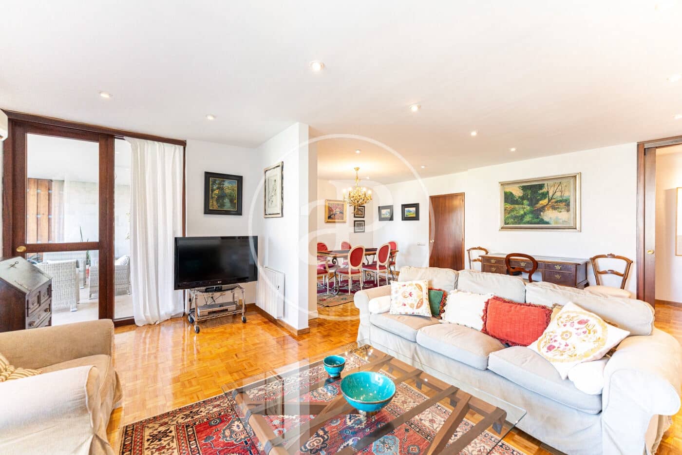 3 slaapkamer Appartement te huur in Palma de Mallorca met garage - € 3.200 (Ref: 9303548)