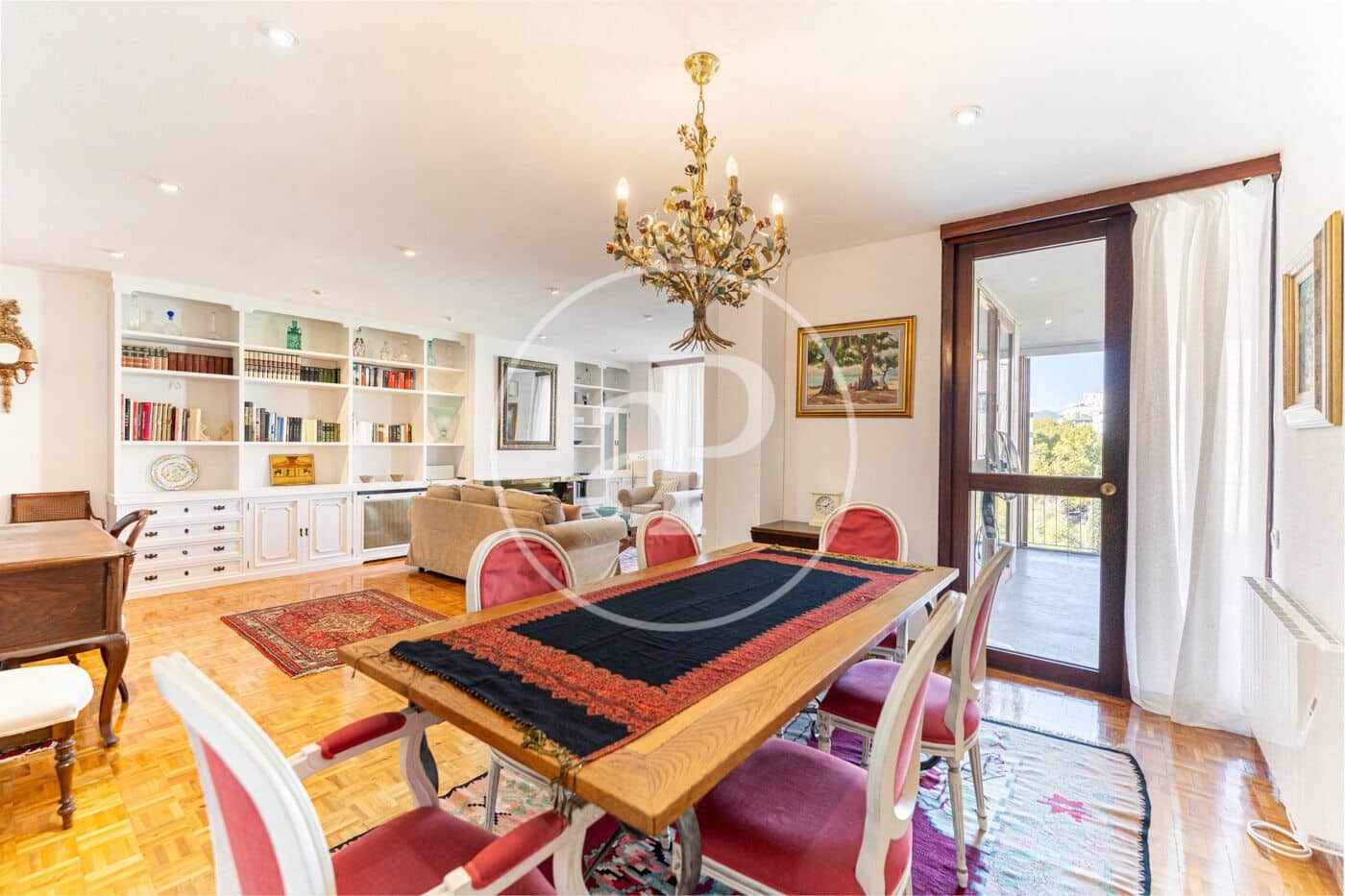 3 slaapkamer Appartement te huur in Palma de Mallorca met garage - € 3.200 (Ref: 9303548)