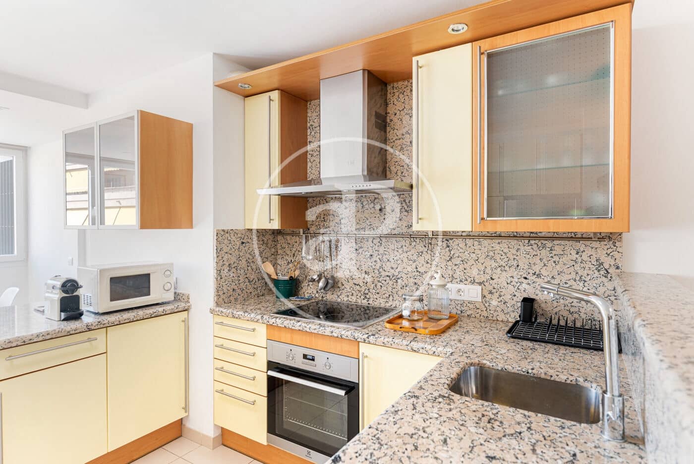 3 slaapkamer Appartement te huur in Palma de Mallorca met garage - € 3.200 (Ref: 9303548)