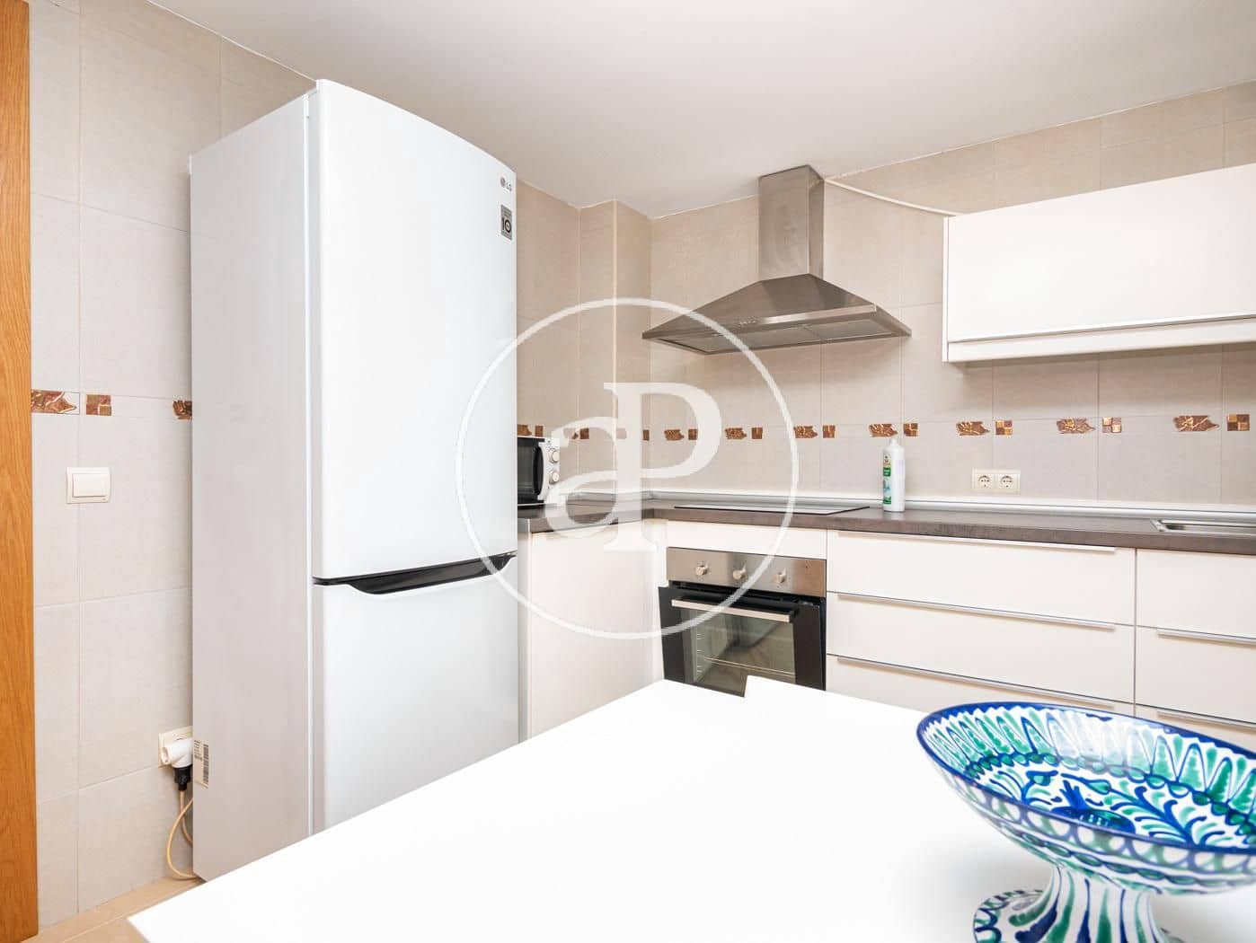 3 bedroom Apartment for rent in Sa Cabaneta / La Cabaneta - € 2,100 (Ref: 9334986)