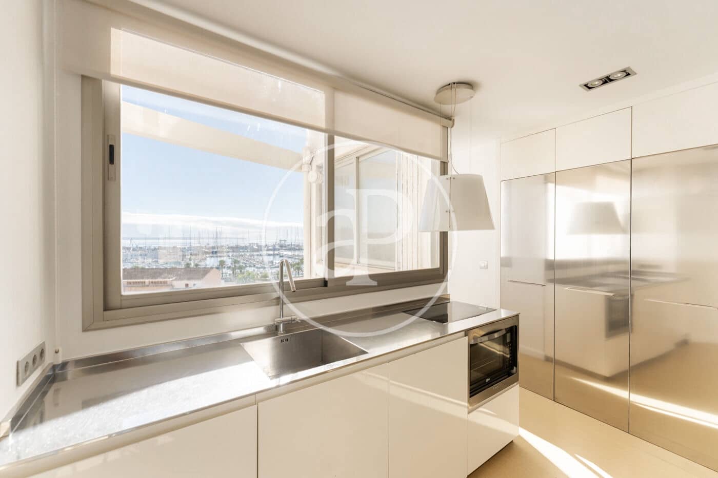 Appartement de 2 chambres à louer à Palma de Mallorca - 1 580 € (Ref: 9362649)