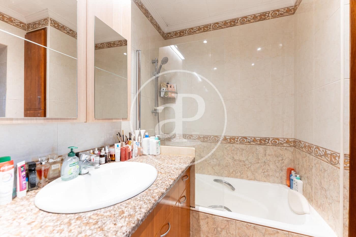 Chalet de 2 habitaciones en Palma de Mallorca en venta - 555.000 € (Ref: 9372018)