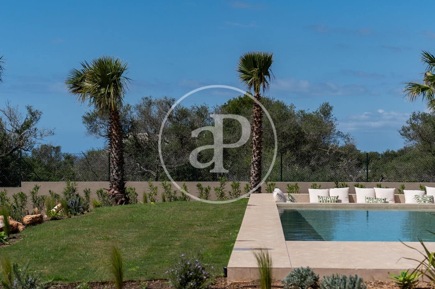 5 soveværelse Villa til salg i Son Gual med swimmingpool - € 2.690.000 (Ref: 9375352)