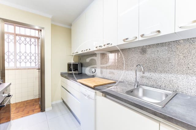 3 bedroom Apartment for rent in Es Forti, Palma de Mallorca - € 3,200 (Ref: 9382862)