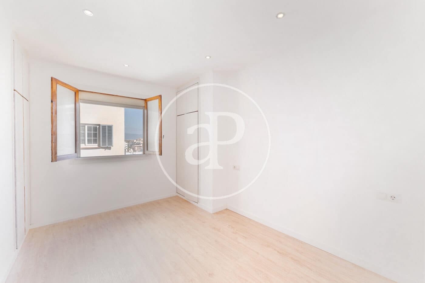 3 bedroom Apartment for sale in Palma de Mallorca - € 599,000 (Ref: 9385626)