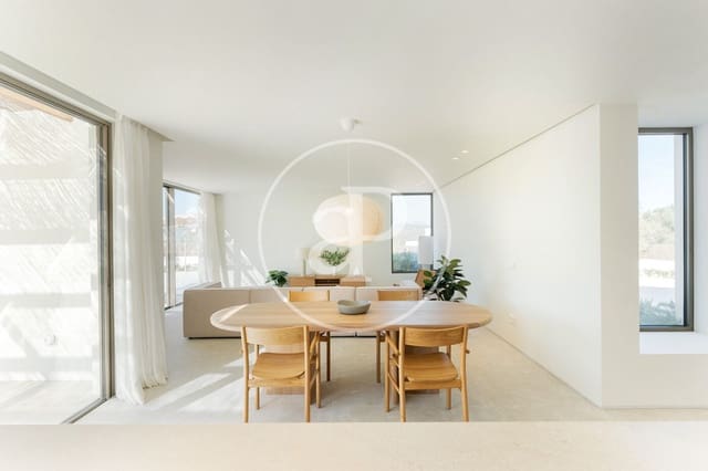 4 soveværelse Villa til salg i Son Gual, Palma de Mallorca med swimmingpool - € 2.640.000 (Ref: 9396013)