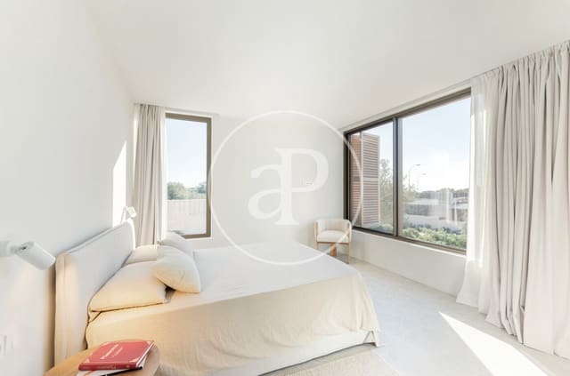 4 soveværelse Villa til salg i Son Gual, Palma de Mallorca med swimmingpool - € 2.640.000 (Ref: 9396013)