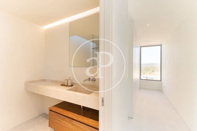 4 soveværelse Villa til salg i Son Gual, Palma de Mallorca med swimmingpool - € 2.640.000 (Ref: 9396013)