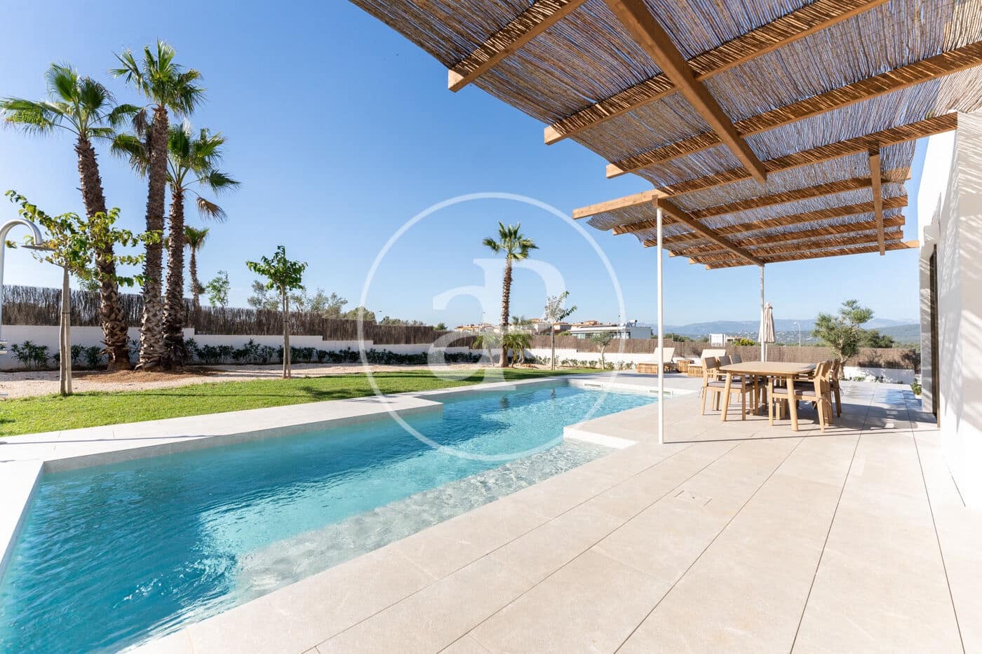 4 bedroom Villa for sale in Son Gual with pool - € 2,640,000 (Ref: 9396013)