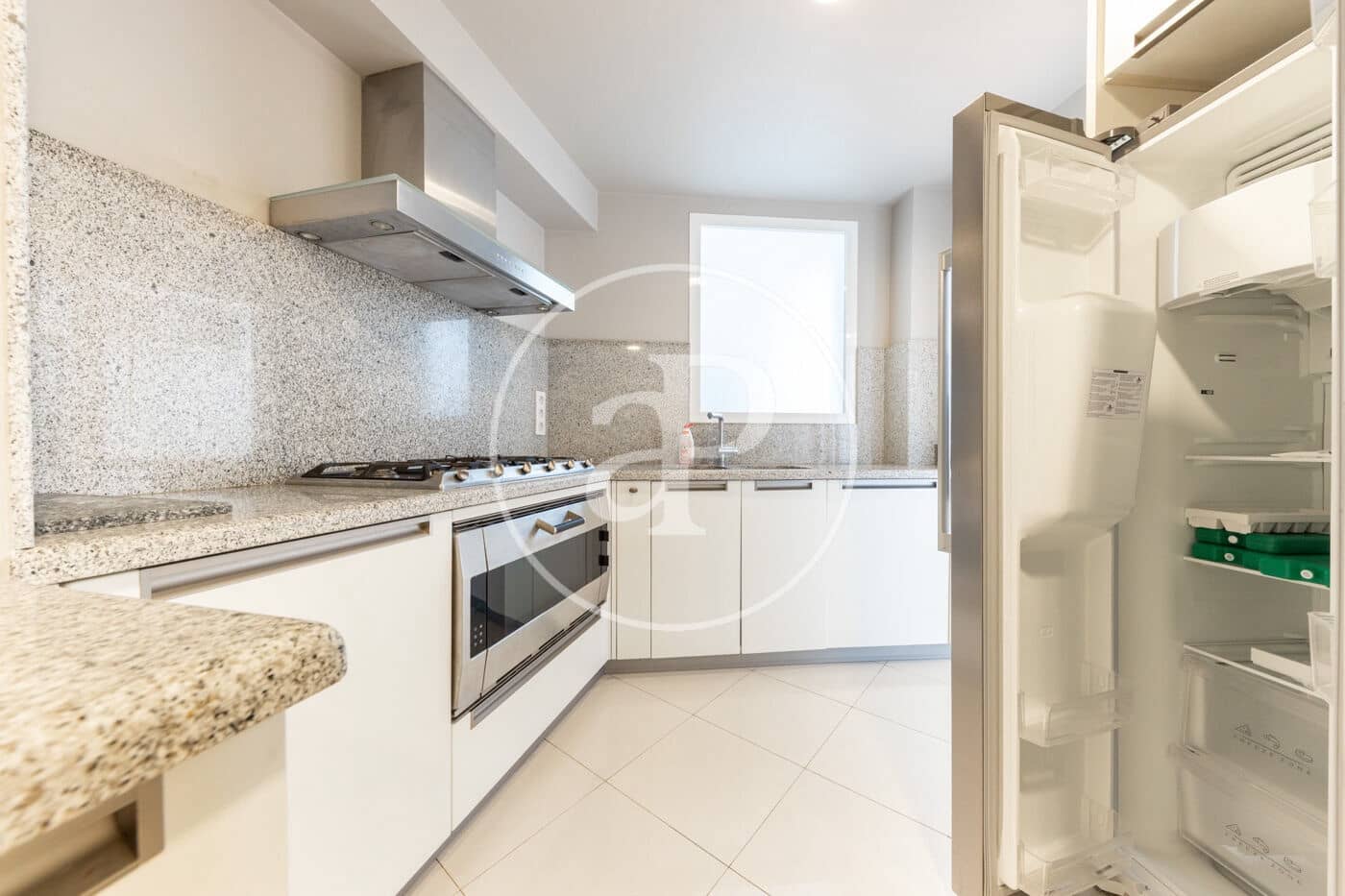 4 sovrum Lägenhet att hyra i Palma de Mallorca - 3 600 € (Ref: 9406887)