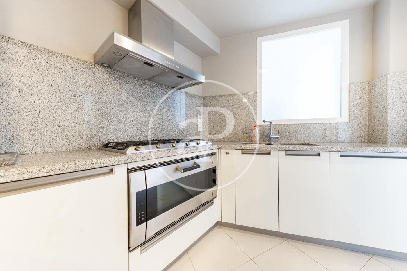 4 sovrum Lägenhet att hyra i Palma de Mallorca - 3 600 € (Ref: 9406887)